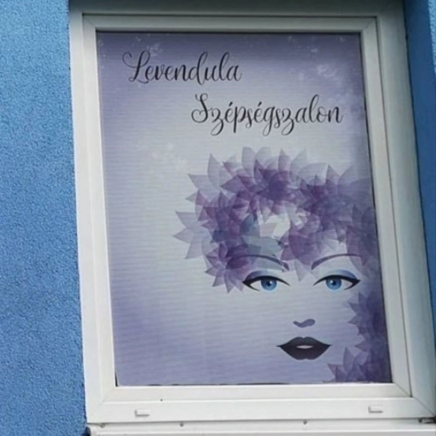 A Levendula Szépségszalon bejárata